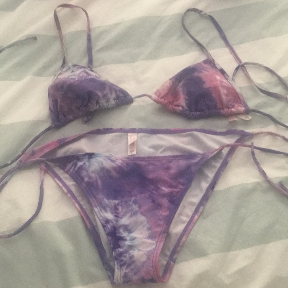 Victoria’s Secret Bikini